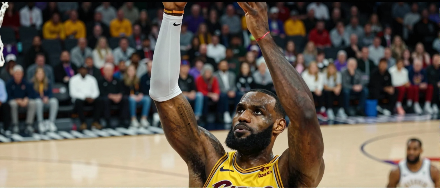 LeBron James Hopes to Reunite with Cavaliers, James Harden Admits