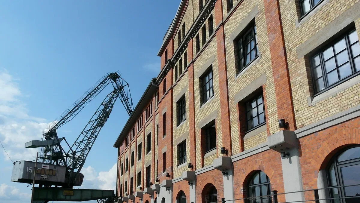 Architecture studio KOGAA has transformed a former industrial shed in Brno, Czech Republic, into the Šmeral Art Factory...