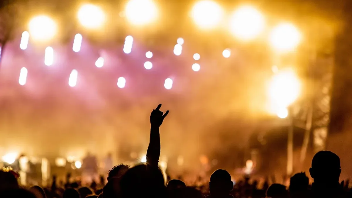 London's Outbreak Festival highlighted a generational clash in hardcore and metal fan fashion, moving beyond traditional...