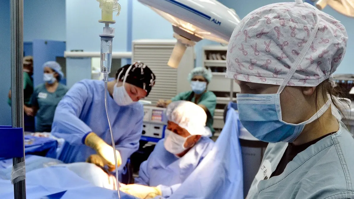 The TALENTOP study, a multicentre, open-label, randomised phase 3 trial, compares liver resection after atezolizumab and...