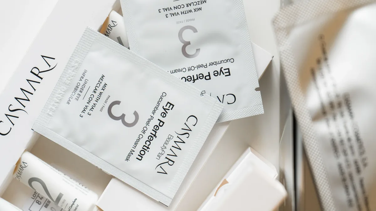 Looks: FaiveleyTech supplied a bio-based Sulapac Solid lid and spatula for Yom Beauty’s new LipSafe-certified lip care line