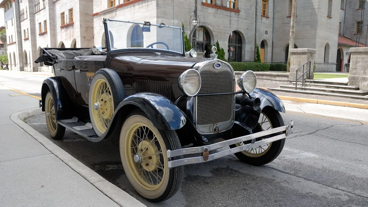 Automotive: A writer's nostalgic account of their bus travels across Brazil, from the 1960s to the present day