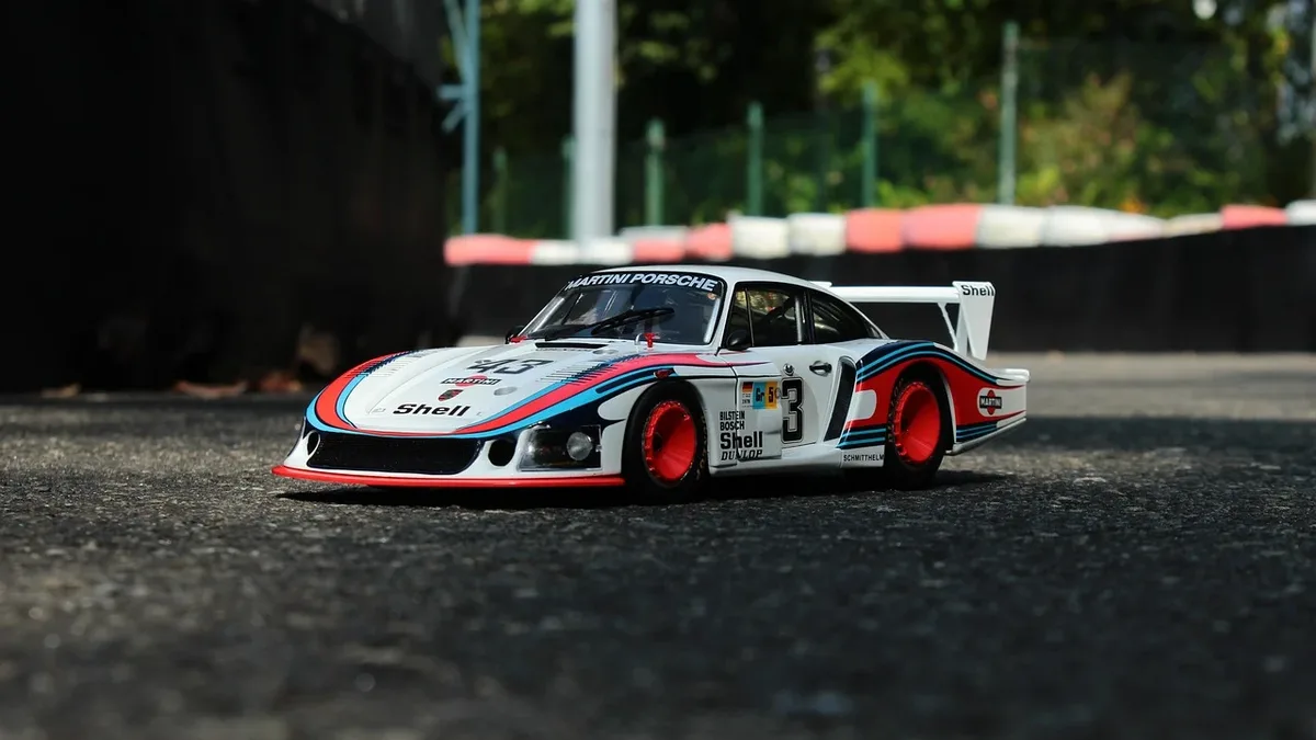 A 1989 Porsche 959 Sport sold for $7,045,000 at an RM Sotheby's auction, surpassing the price of a historic Paris-Dakar...