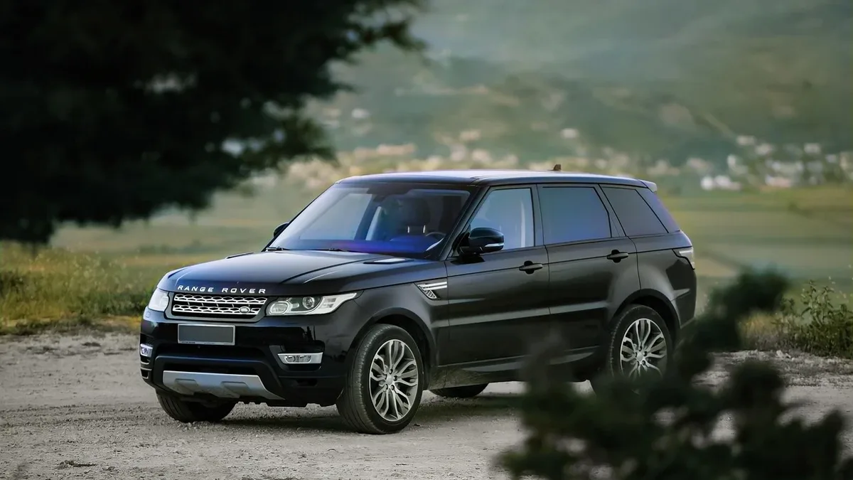 Auctions: The Range Rover Classic is a iconic vehicle with a unique design and capabilities