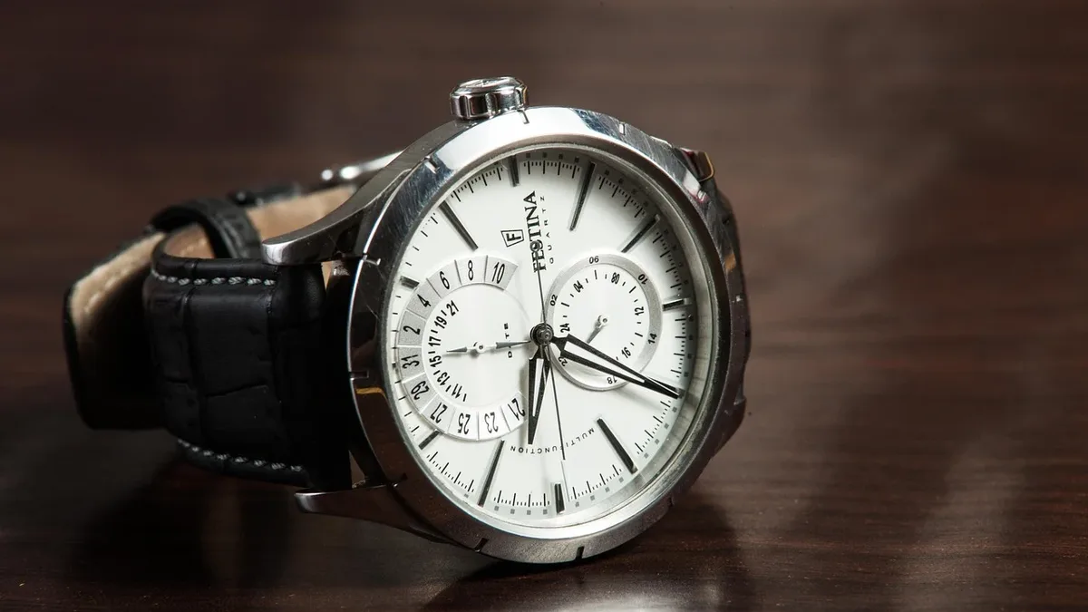 Celebrities like Drake, Tom Brady, and Jay-Z own rare custom watches, showing unique off-catalog pieces are now the top...