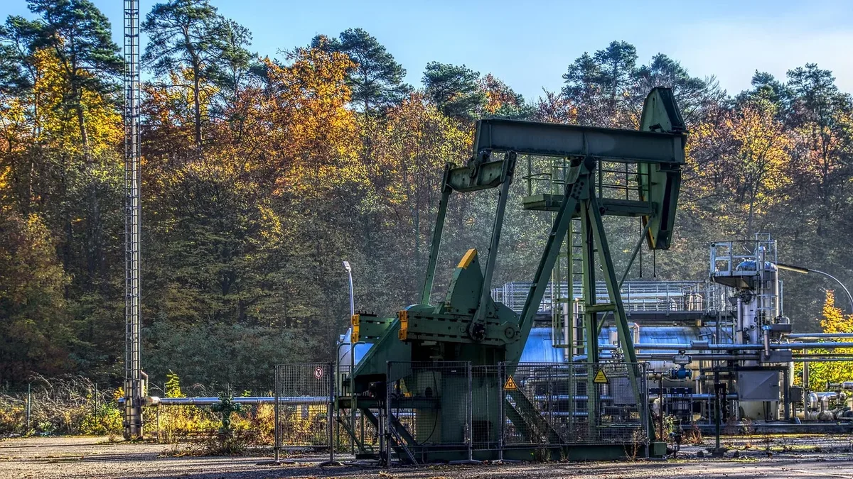 The Mexican government will cut financial aid to state oil giant Pemex by 70% next year, betting that higher oil and gas...