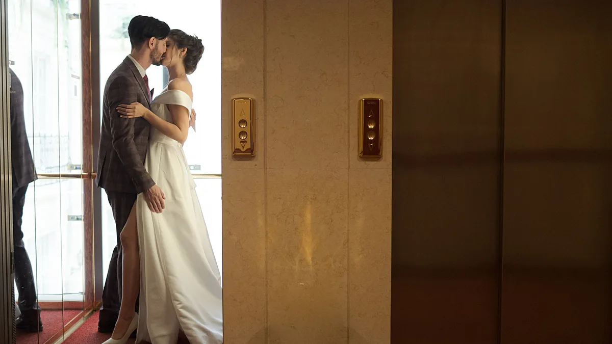 Prominent voice actors Kouji Yusa, 58, and Miyari Nemoto announced their marriage via social media, revealing a 29-year...