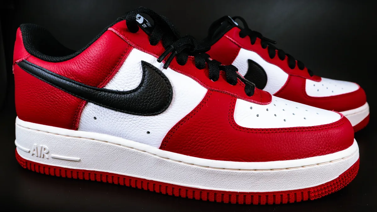 Nike has released a new Air Force 1 '07 LV8 in Black and University Red, bearing a strong resemblance to the highly...