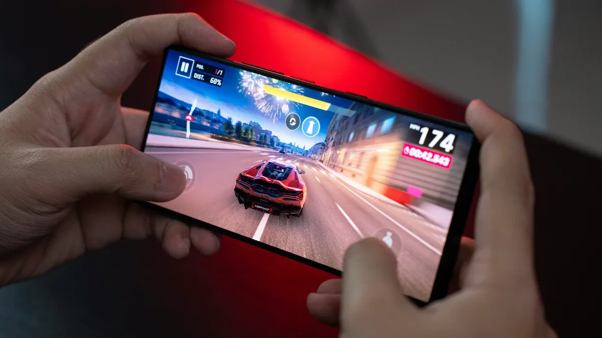 Rockstar Games has released a 26-minute preview of Grand Theft Auto 6, showcasing its dual protagonists, advanced...