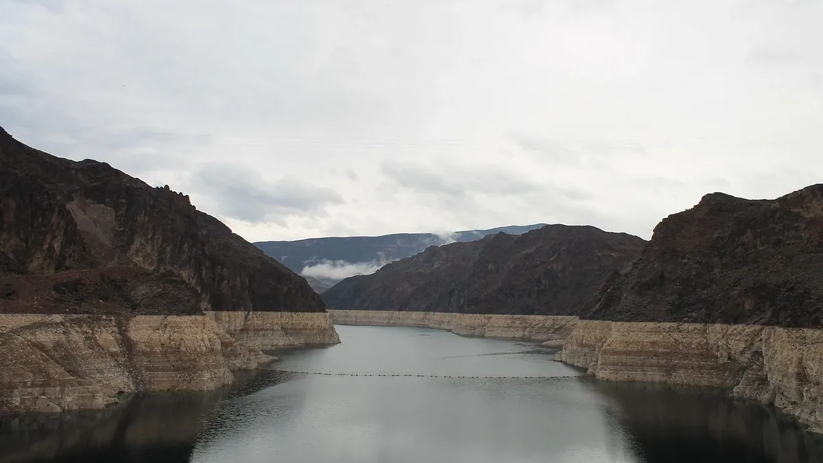 Grid Transmission: Hoover dam, nevada, hoover, dam, power, arizona.