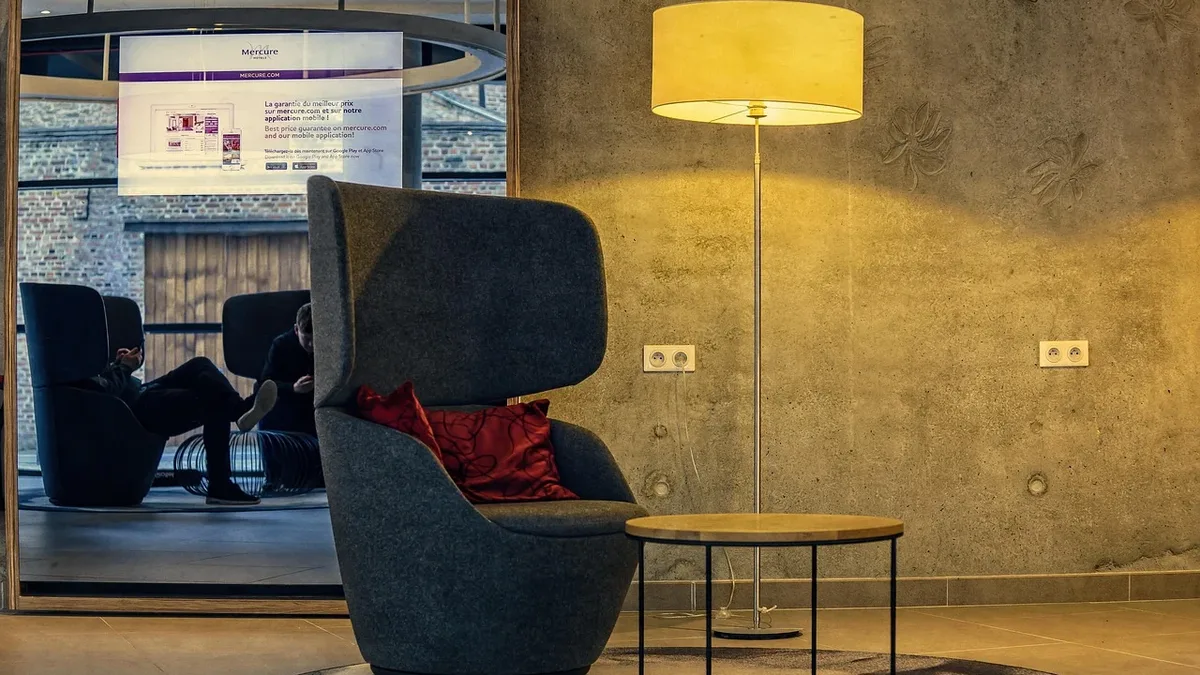 Dutch designer Elise Luttik has collaborated with Newmor to launch The Reflection Room wallcovering collection for...