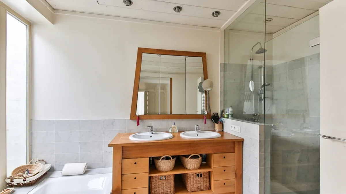Seifermann Architects specified German-made AXOR and hansgrohe bathroom fittings for the Grade I listed German...
