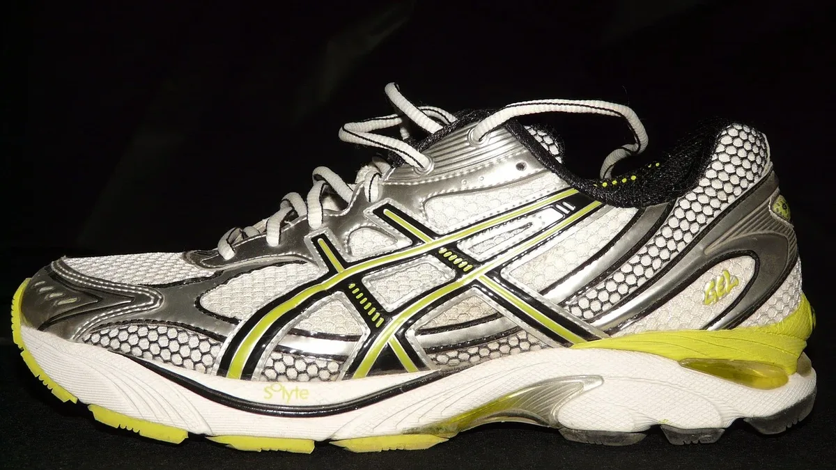 Gohar World collaborates with ASICS to release the GEL-DS Trainer SP Ballet, a sneaker that subverts a 1990s runner with...