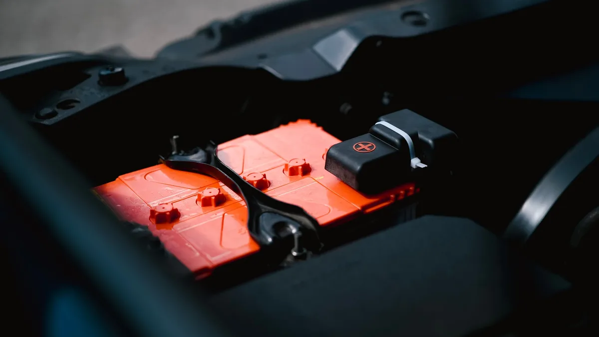 Chalmers University researchers modeled reconfigurable battery packs that can bypass weak cells to extend EV battery life...