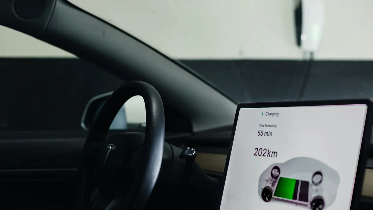 A CleanTechnica analysis reveals hydrogen technology receives disproportionate media coverage relative to its actual...