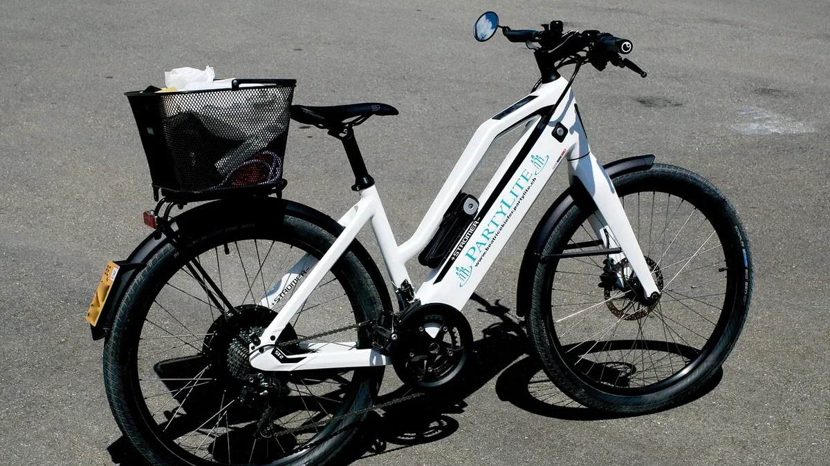 The Juiced Bikes Scrambler, a motorcycle-style electric bicycle, is back after the brand's 2024 bankruptcy and 2025...