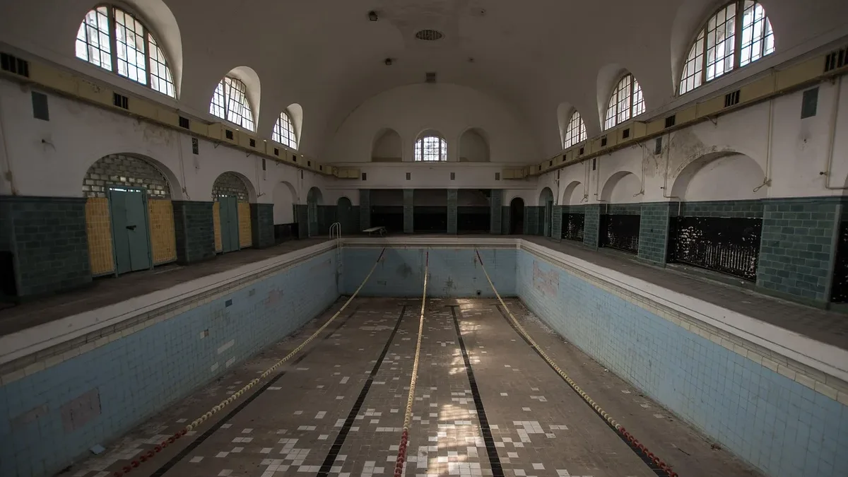 Babergh District Council has permanently closed the 39-year-old Kingfisher Leisure Centre pool in Sudbury