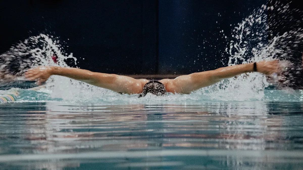 A variety of swim coaching and industry positions are open across the U.S., ranging from assistant and lead coaching roles...