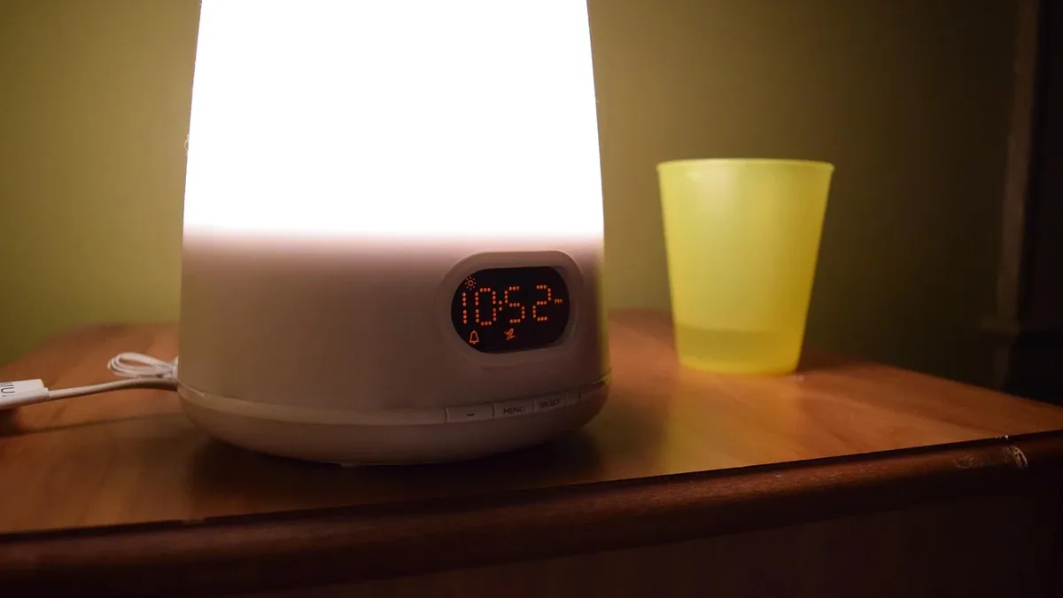 A review of sunrise alarm clocks highlights devices for circadian rhythm support, while a sleep medicine survey warns of...