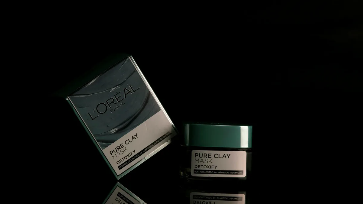 A report details how effective beauty product packaging must combine visual appeal with clear, explanatory information to...