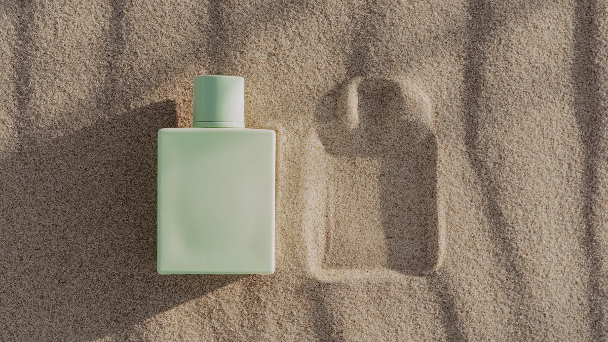 A review of Aether, a green floral fragrance from the Free Yourself house, composed by perfumer Ralf Schwieger for the...