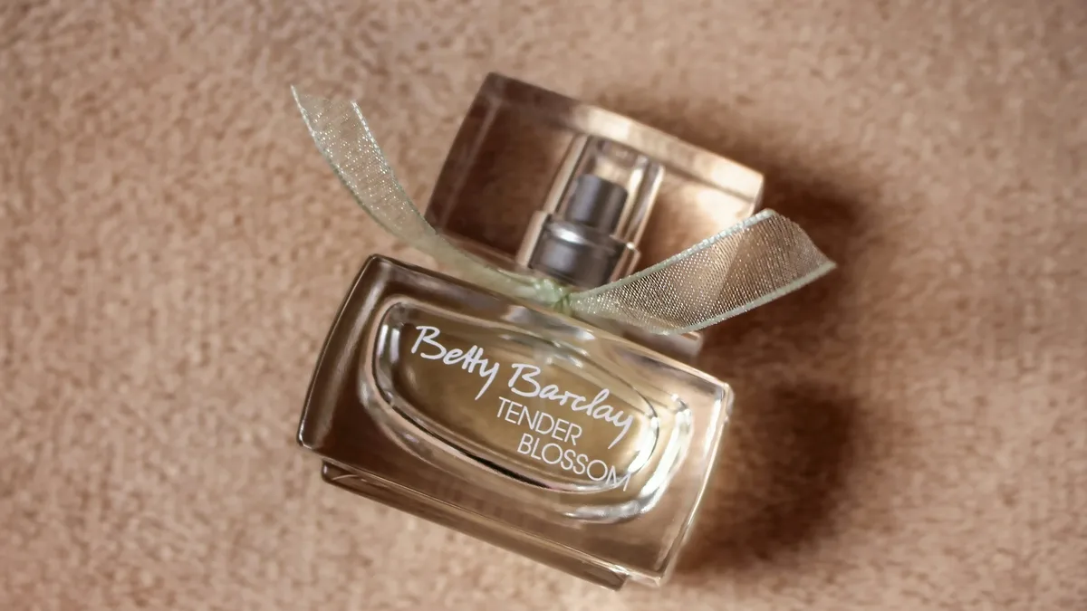 Notes: Cami has been selected as the lucky recipient of a 30ml bottle of Bluebell Ritual by Scents of Man