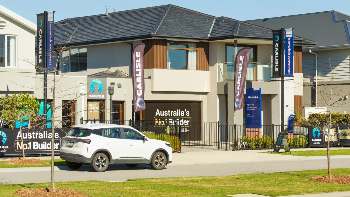 Australian home prices fell nationally in September, down 5.2% from their March peak