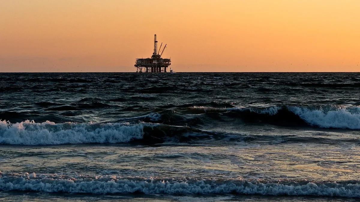 Guardian columnist Larry Elliott highlights rising oil prices, bond market sell-offs, and AI industry warnings as...