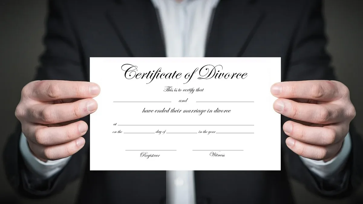 A therapist outlines three types of struggling marriages and explains when he advises ending them, especially if one...