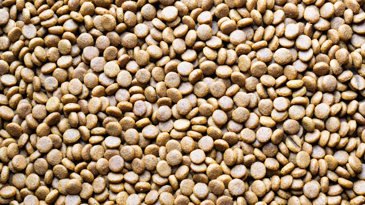 Researchers at ETH Zurich have developed a method to turn whole peas, beans, and lentils into fibrous, meat-like gels...