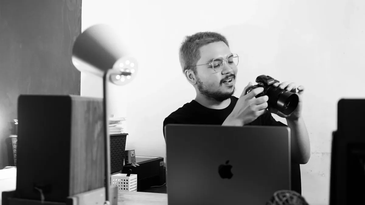 El director de The Witcher 3, Konrad Tomaszkiewicz, advierte a los jugadores sobre la debilidad de Coen durante el día en el...