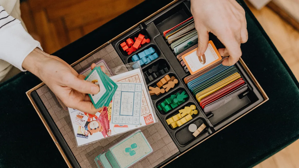 Reviews: Jackbox Games has adapted its popular digital party game Fibbage into a physical card game