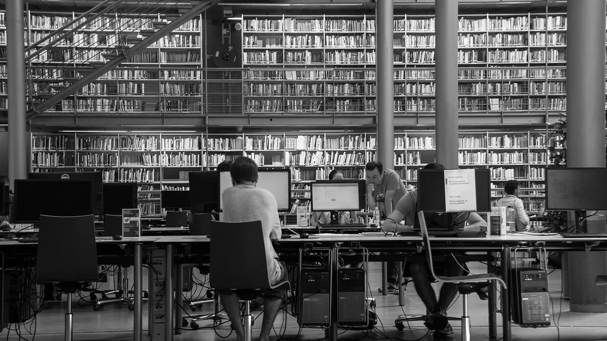 O Exame Nacional do Ensino Médio (Enem) 2026 exige que os participantes identifiquem o comando da frase temática antes de...