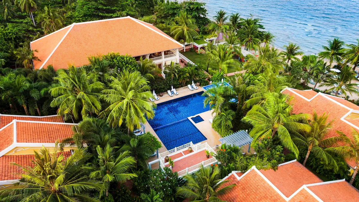 School Family Life: Families seeking spacious, private holidays in Phuket can choose from a curated selection of villas