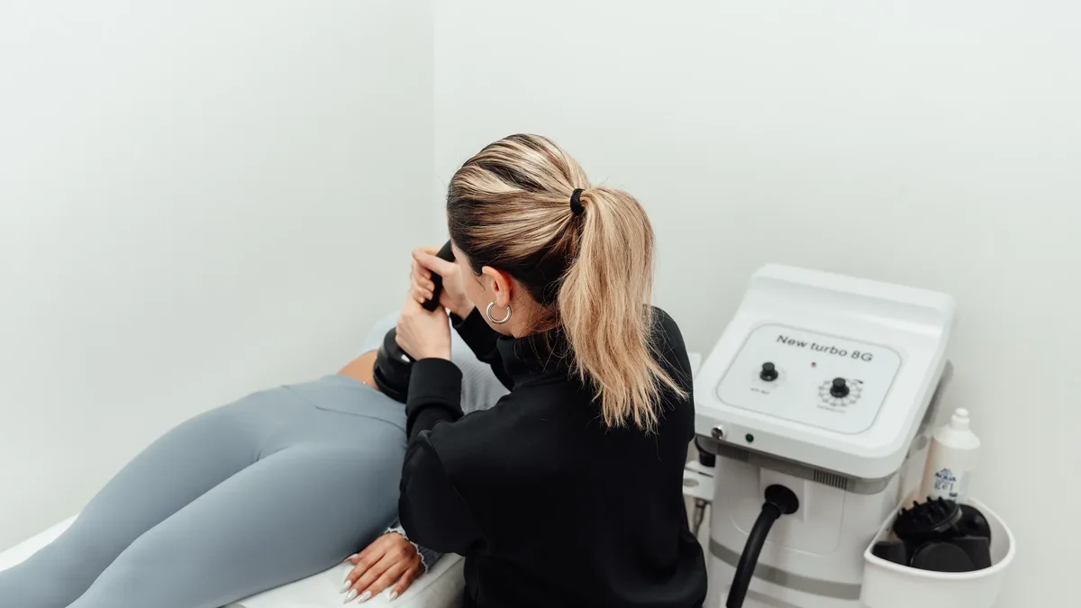 A new personalised mRNA vaccine combined with immunotherapy has significantly extended cancer-free periods for high-risk...
