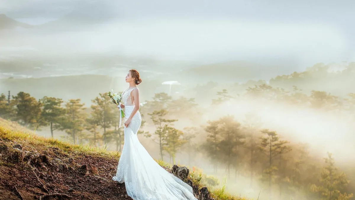 Money: Understanding the significance of building a relationship with your wedding photographer before booking their services