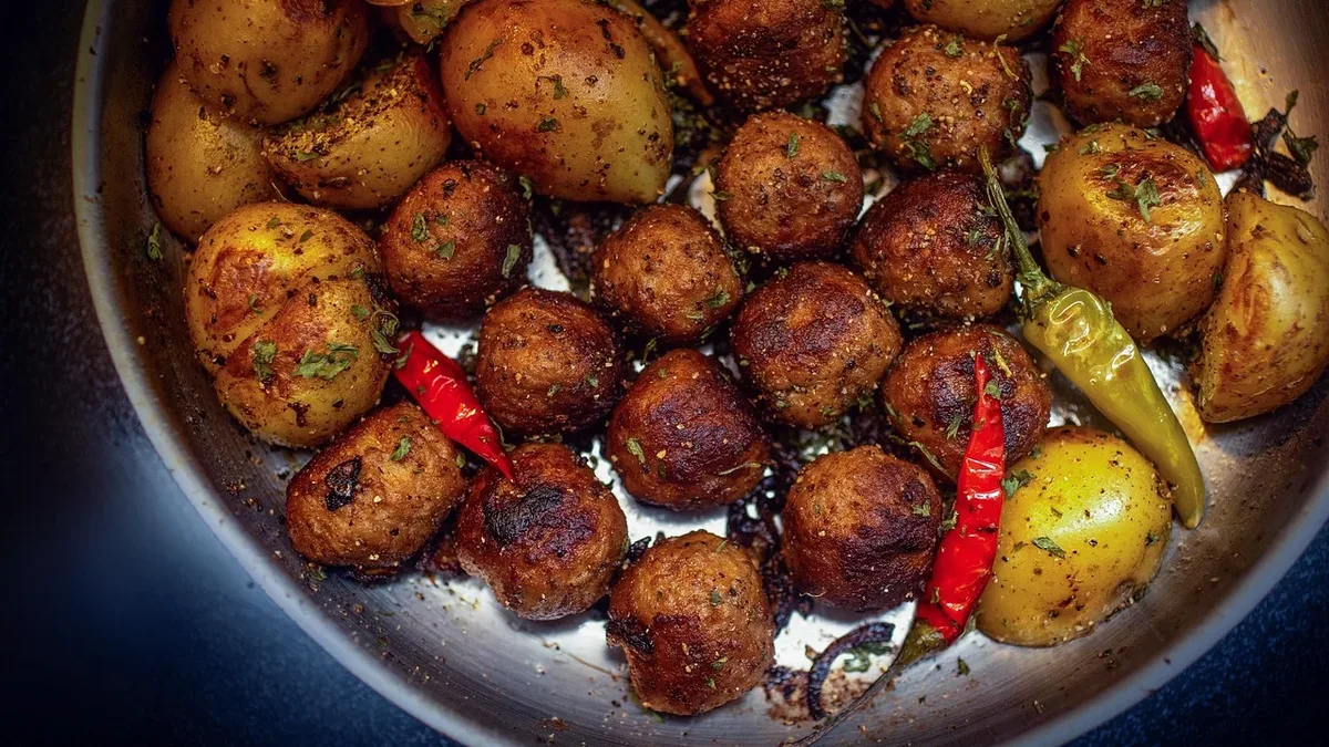 Serious Eats outlines five essential techniques for achieving perfectly crisp, caramelized roasted vegetables, focusing...