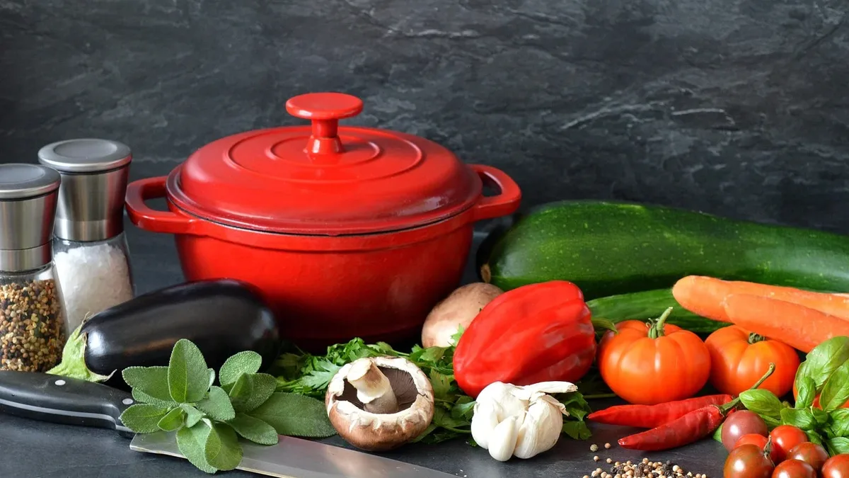 Serious Eats staffers list their favorite current and discontinued Le Creuset enameled cast iron colors, including...