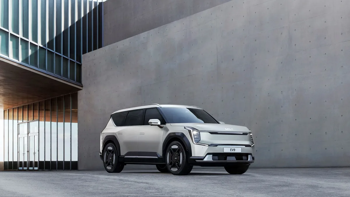 MG has launched the Hector Tomahawk, a large three-row SUV for India, in both battery-electric (EV) and plug-in hybrid...
