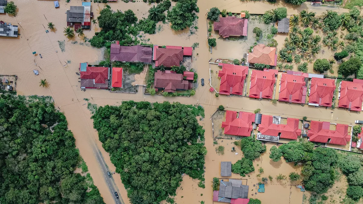 Heavy rainfall on September 4 caused severe waterlogging on approach roads to Delhi's Indira Gandhi International...