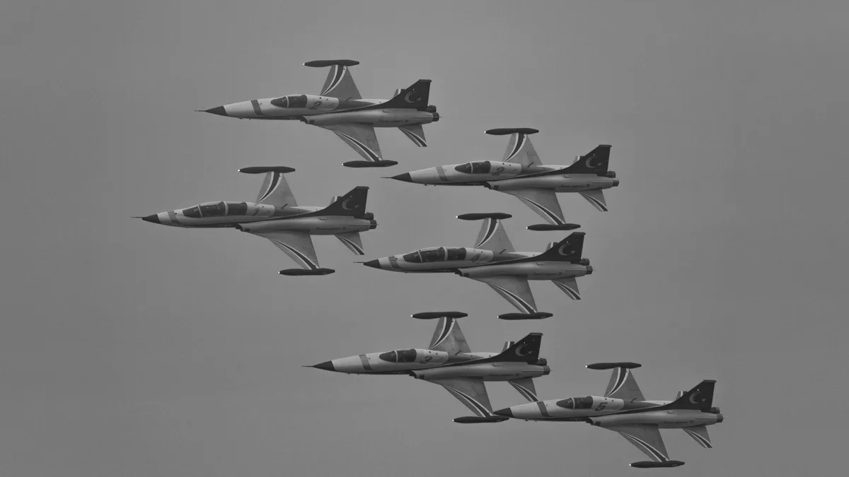 Boeing secured the US Navy's F/A-XX sixth-generation carrier-based fighter contract on September 29, 2026, a deal worth...