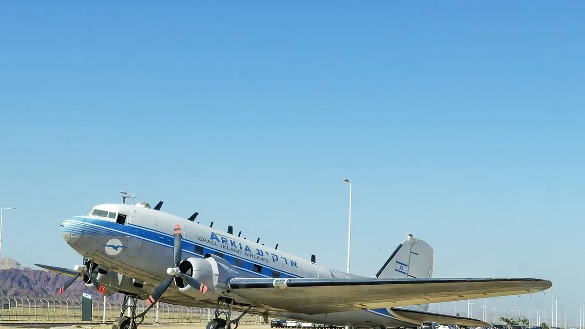 The Pilatus PC-12 PRO single-engine turboprop has received FAA and EASA certification for Garmin's Emergency Autoland...