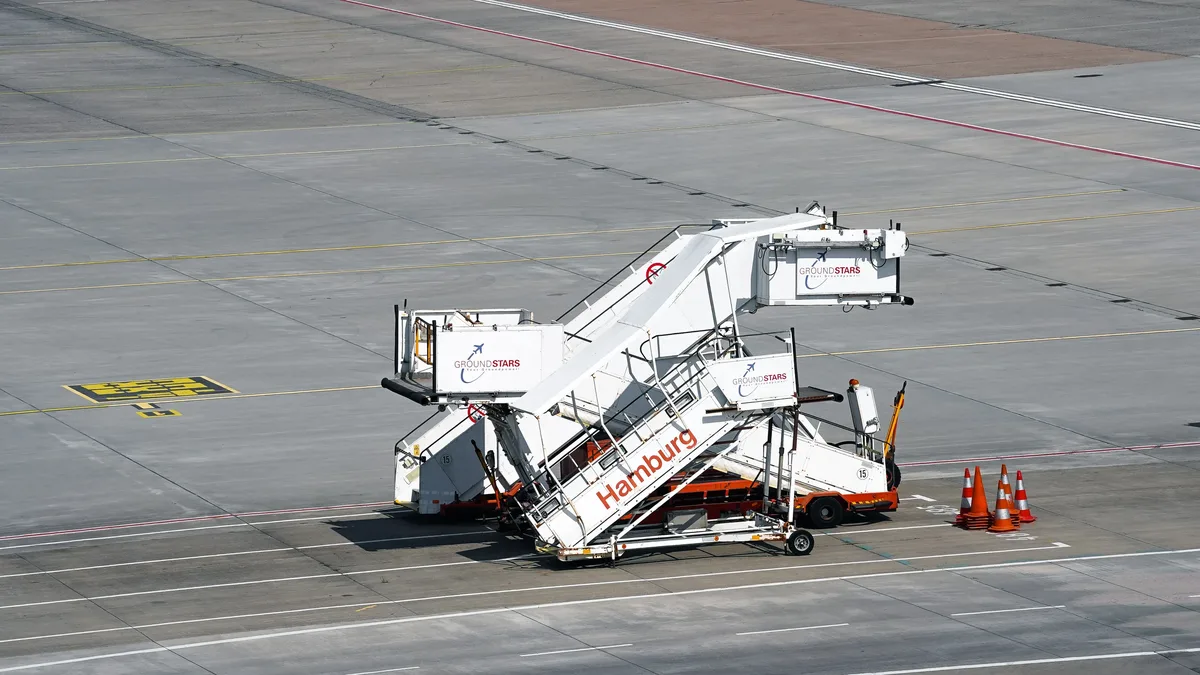 Types: Hamburg Airport began in 1911 as a Zeppelin base