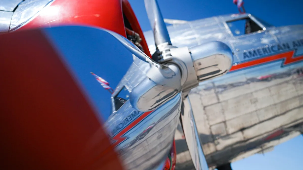 Economics: Apollo Funds has bought a major stake in Atlantic Aviation from KKR, valuing the FBO network at almost $10 billion