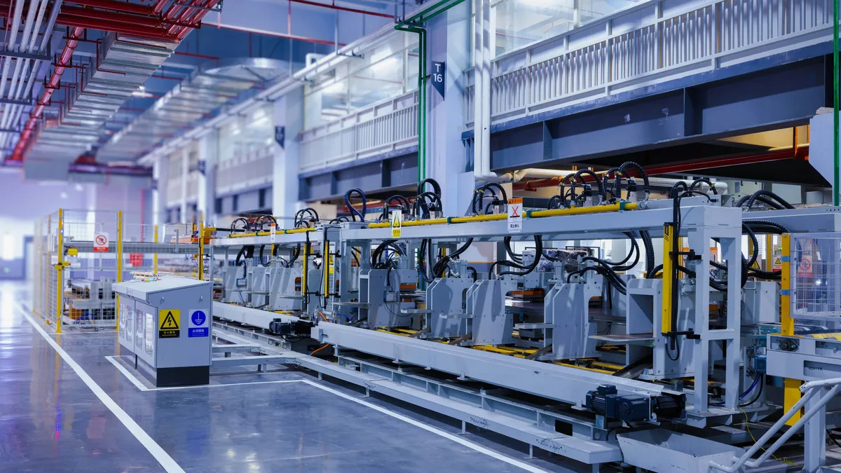 GE Appliances is investing $1 billion at its Louisville campus to shift high-output dryer production from Mexico to...