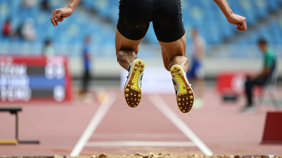 Euro Champs Day 6 - Díaz Hernández Within 6 Inches Of TJ WR