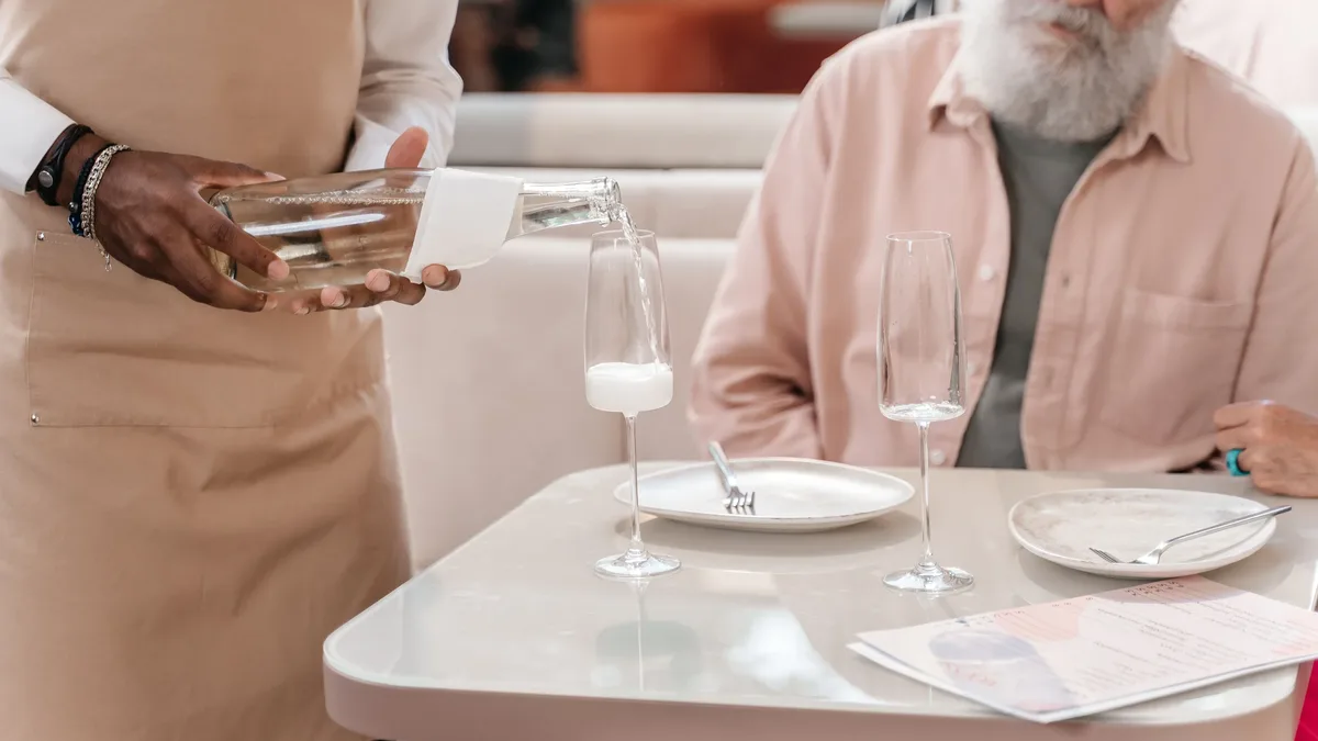7 Brew, the fastest-growing U.S. Brand, is accelerating expansion under its first CMO, Nick Chavez, by use its viral...