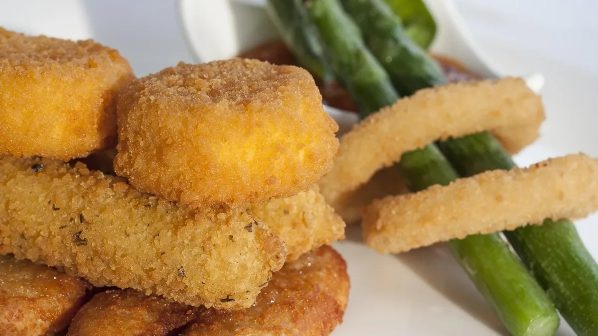 Burger King revamps its chicken nuggets with 100% white meat, sweeter breading and a juicier marinade, while McDonald’s...
