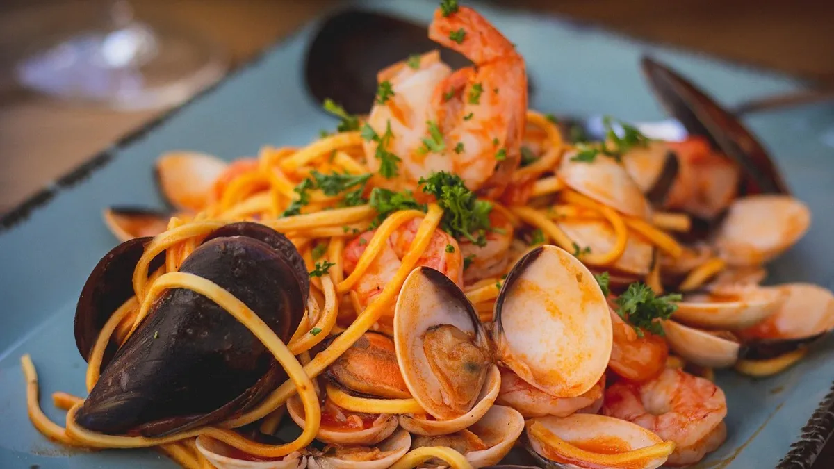 A customer-driven ranking highlights nine seafood pasta dishes from national chain restaurants, detailing specific menu...