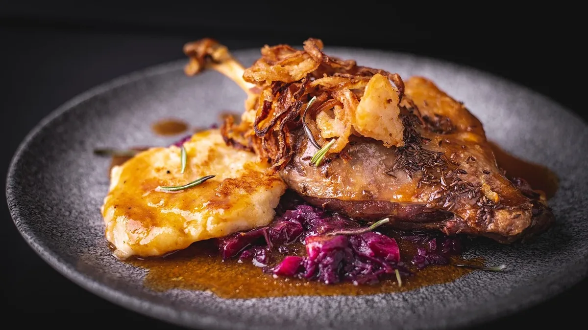 Chef Zubair Mohajir's new restaurant Muhājir explores his family's migration history through a duck dish inspired by a...
